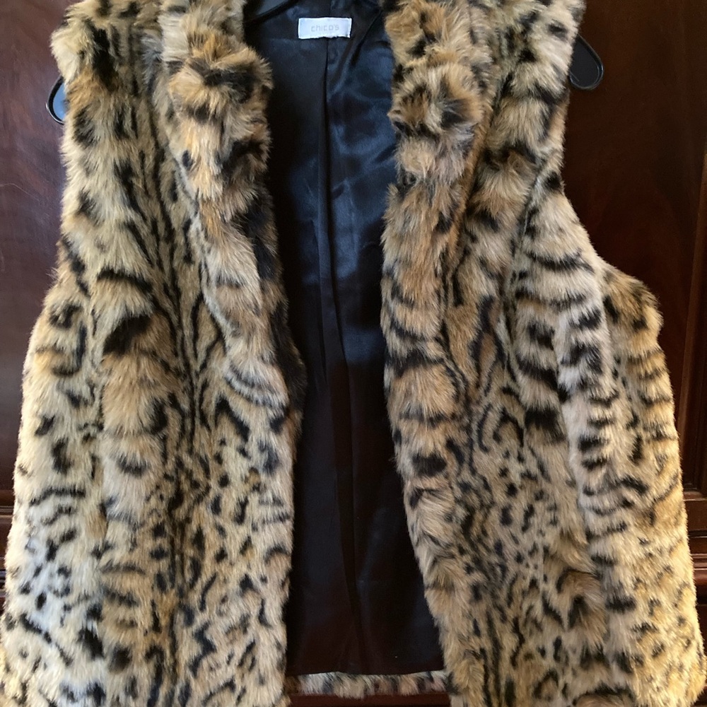Chico’s Faux Fur Leopard Vest